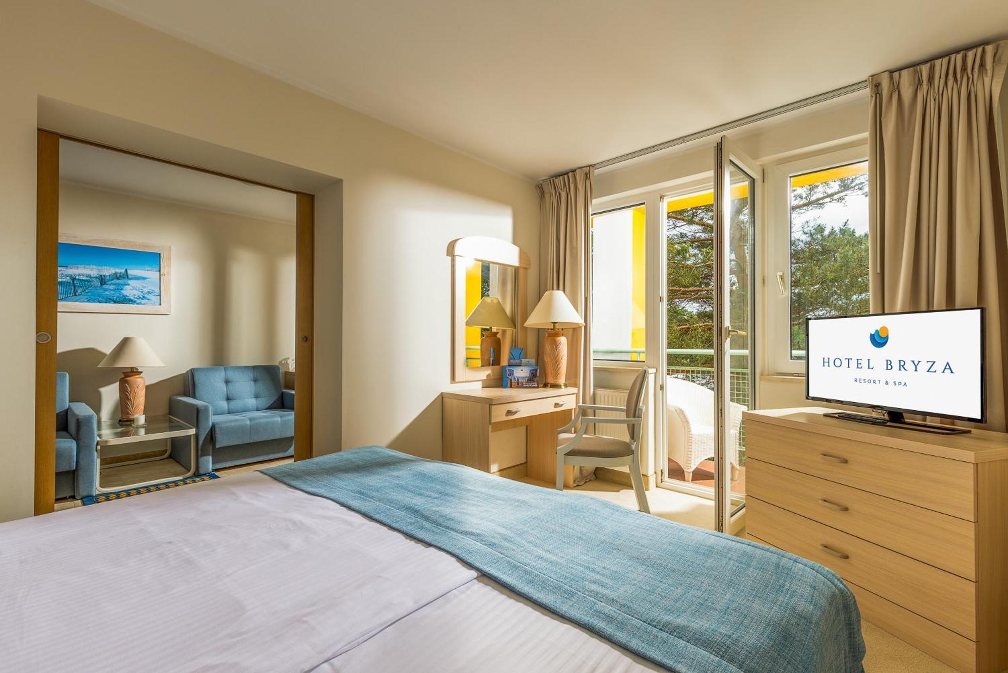 Hotel Bryza Resort & Spa Jurata Exterior photo